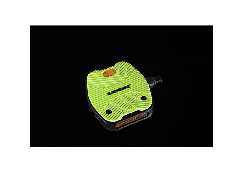 Look Geo City Grip Flat Pedal: Lime click to zoom image
