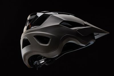 GIANT Rail Helmet Panther Black click to zoom image