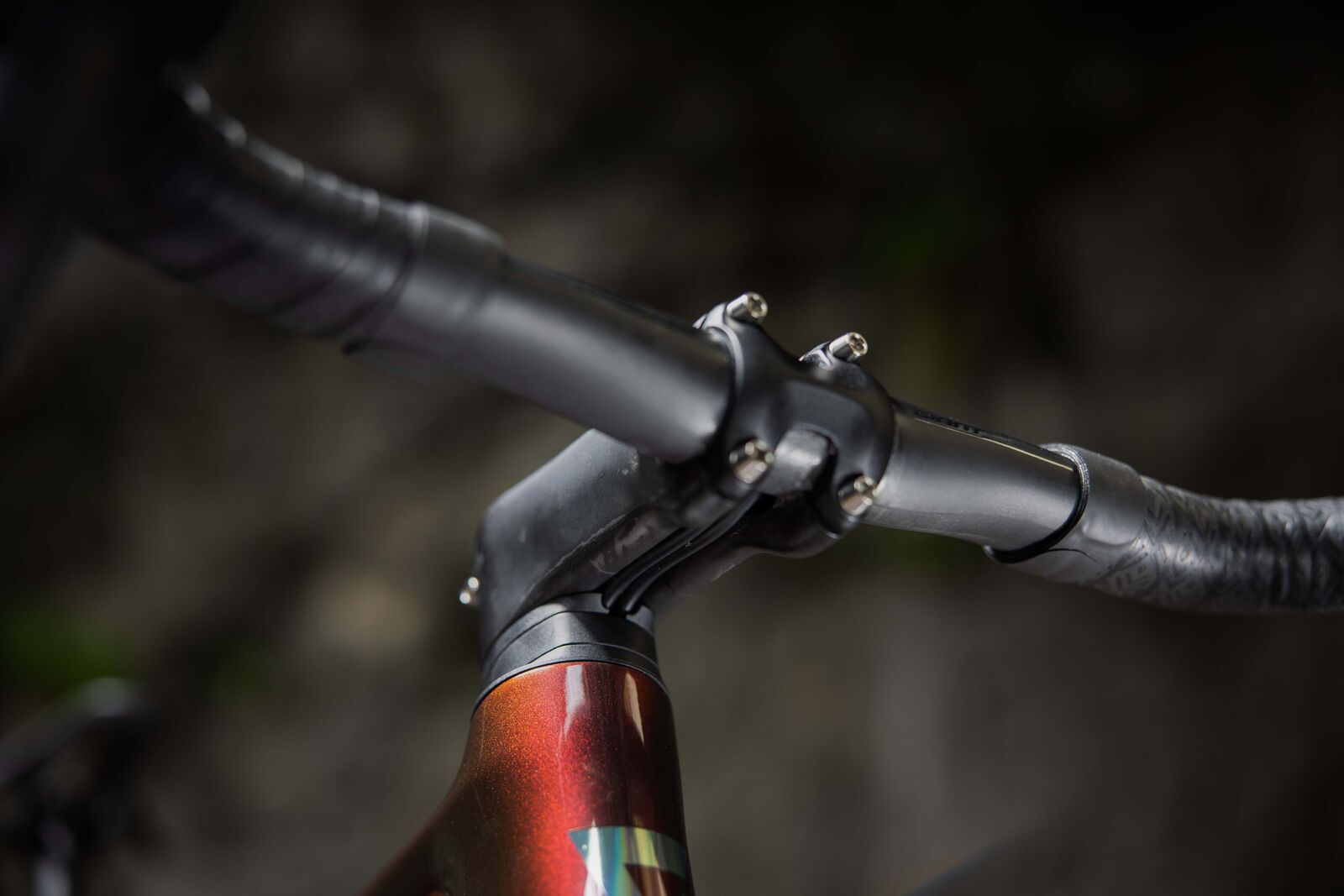 GIANT Contact SLR Handlebar :: £299.99 :: COMPONENTS :: Handlebars