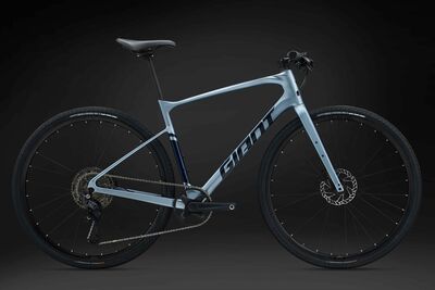 GIANT FastRoad AR Advanced 2 Glacier Silver click to zoom image
