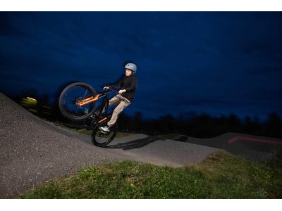 GIANT STP 24 Black Chrome click to zoom image