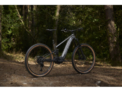 GIANT Stance E+ 1 click to zoom image