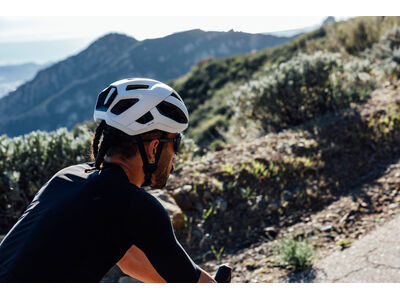 GIANT Rev Pro Mips Helmet Matt Black click to zoom image