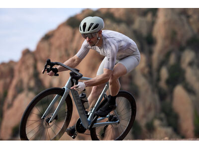 GIANT Contact SLR 1 Aero Integrated Handlebar click to zoom image