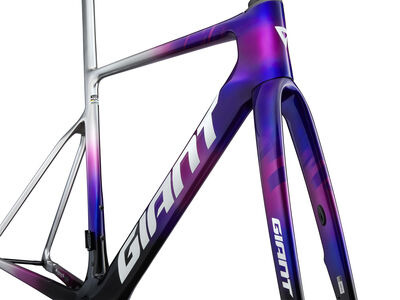 GIANT Propel Advanced SL Team Frameset Purple Storm click to zoom image