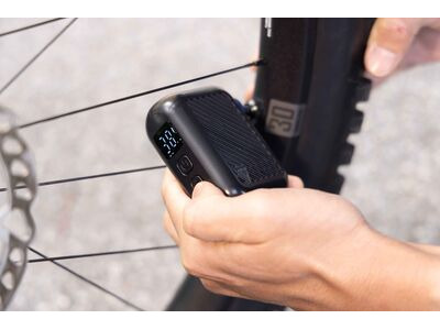 GIANT Control Go E Mini Pump click to zoom image