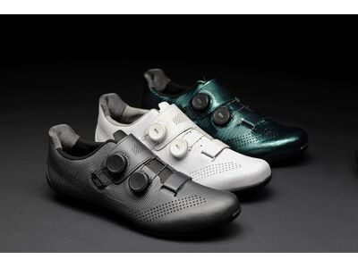GIANT Surge Pro Shoe White click to zoom image