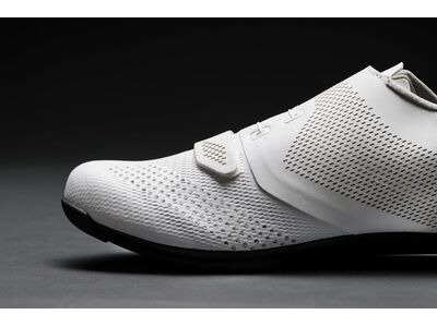 GIANT Surge Pro Shoe White click to zoom image