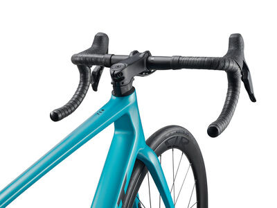 GIANT TCR Advanced 0-AXS click to zoom image