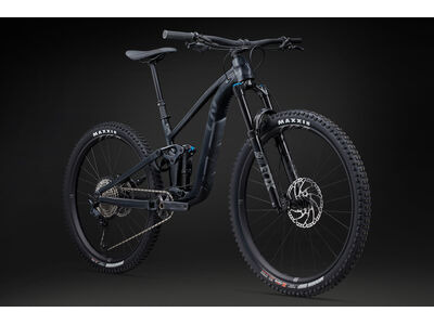 LIV Intrigue X 1 click to zoom image