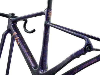 LIV Devote Advanced SL Frameset click to zoom image