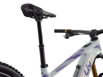 LIV Intrigue Advanced E+ 0 Prism Pearl click to zoom image
