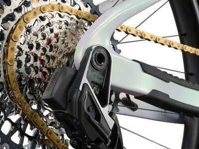 LIV Intrigue Advanced E+ 0 Prism Pearl click to zoom image
