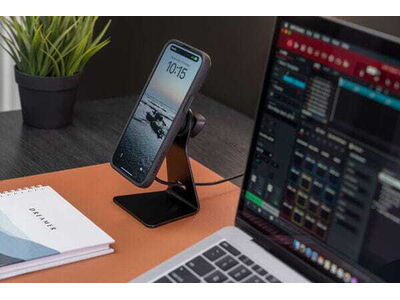 Quad Lock Desk Mount V2 click to zoom image