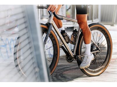 Cadex Max GXR WheelSystem FRONT click to zoom image